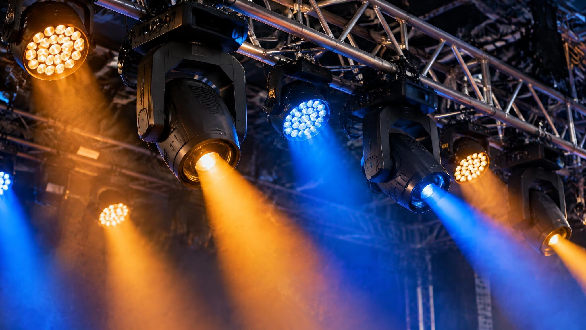 Stage lighting rig with coloured spotlights